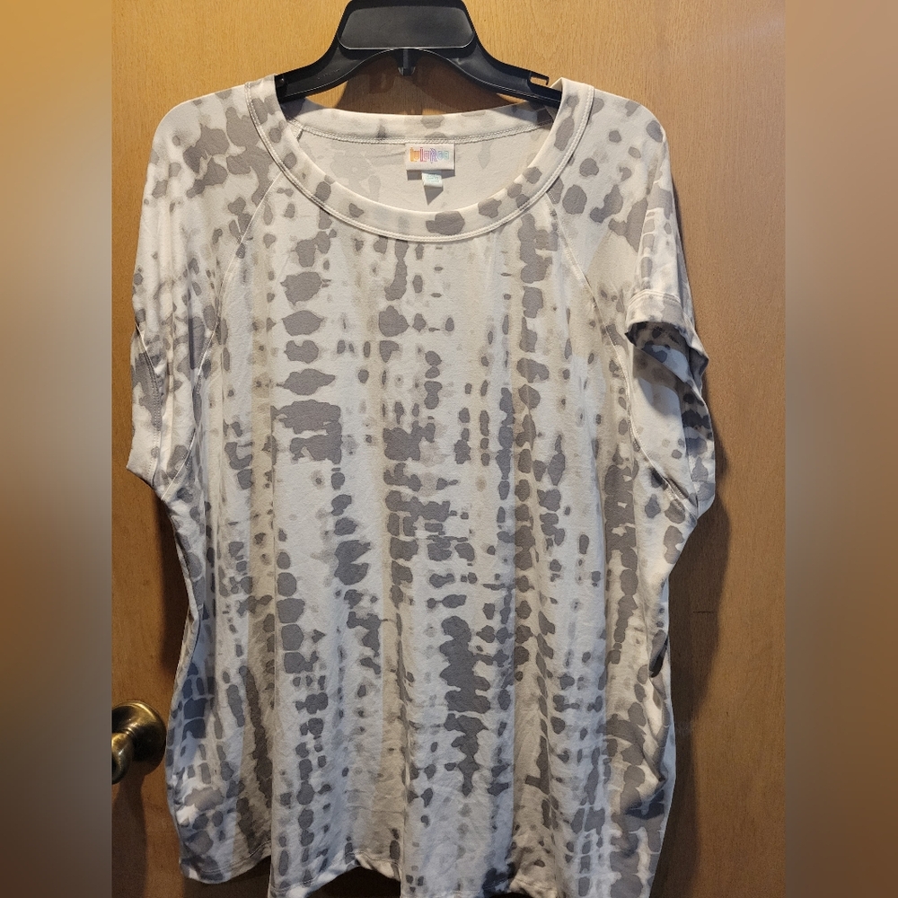 LulaRoe Ashley Top